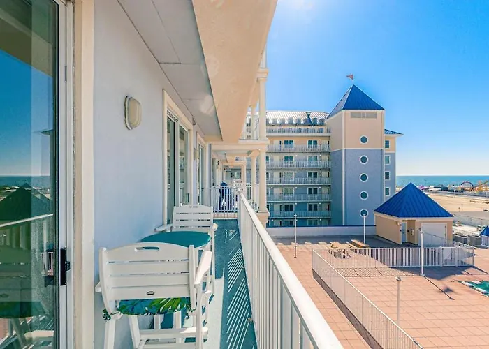 Belmont Towers 610 Holiday home *