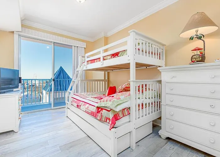 Belmont Towers 610 Holiday home *